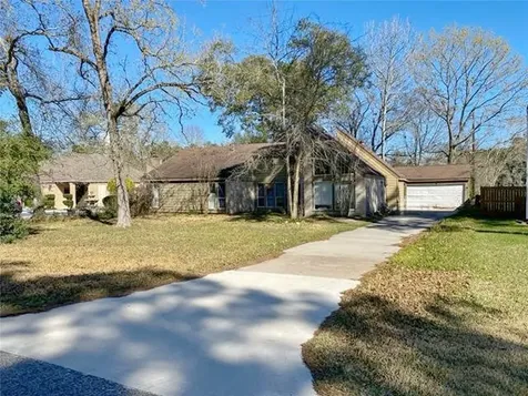 1502 Chestnut Ridge Road Houston TX 77339