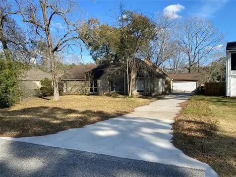 1502 Chestnut Ridge Road Houston TX 77339