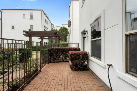 4217 Feagan Street Houston TX 77007