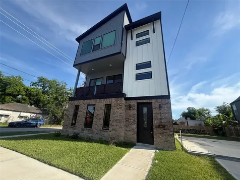 1307 71st Street A Houston TX 77011