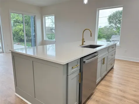 1307 71st Street A Houston TX 77011