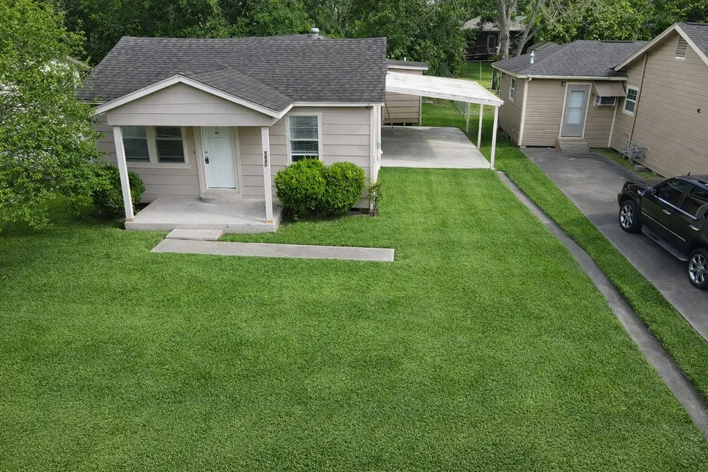 1840 Hebert Street Beaumont TX 77705
