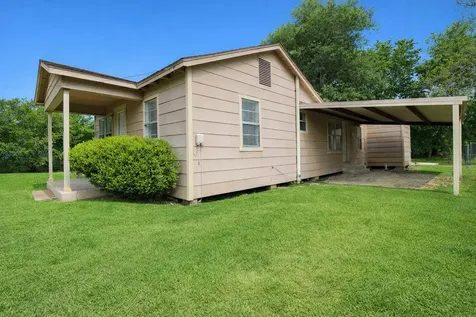 1840 Hebert Street Beaumont TX 77705