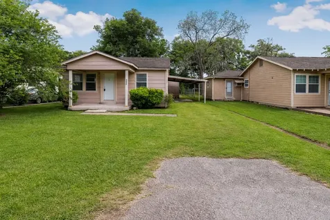 1840 Hebert Street Beaumont TX 77705