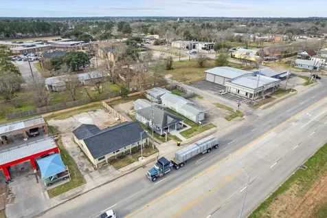 119 Magnolia Boulevard Magnolia TX 77355