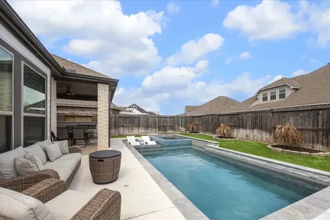 30410 Agave Circle Court Brookshire TX 77423