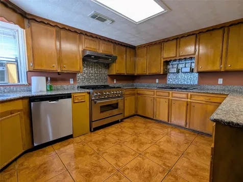2654 Cos Street Liberty TX 77575
