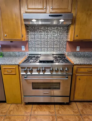 2654 Cos Street Liberty TX 77575