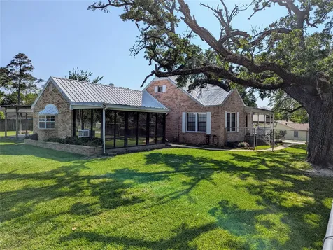 2654 Cos Street Liberty TX 77575