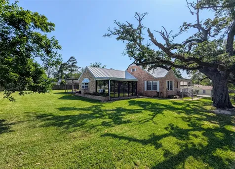 2654 Cos Street Liberty TX 77575