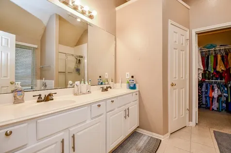 1143 Oxford Mills Lane Sugar Land TX 77479