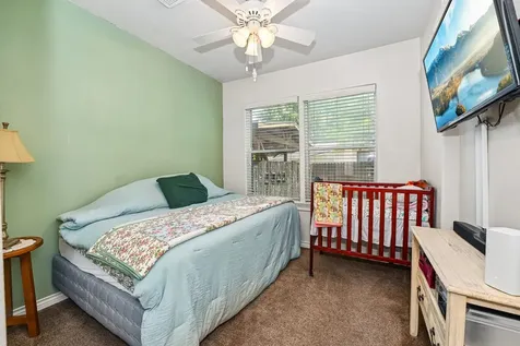 531 Lindale Street Houston TX 77022