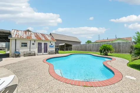 531 Lindale Street Houston TX 77022