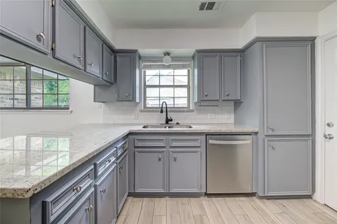 3224 Teakwood Circle Dickinson TX 77539