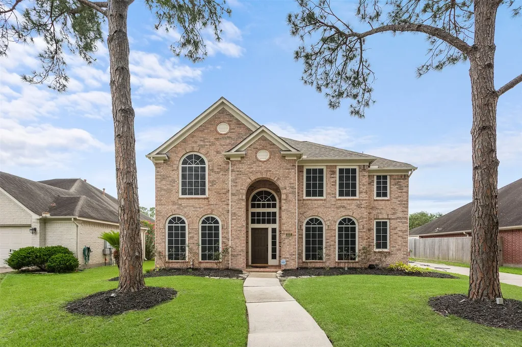 132 Emerald Cloud Lane League City TX 77573