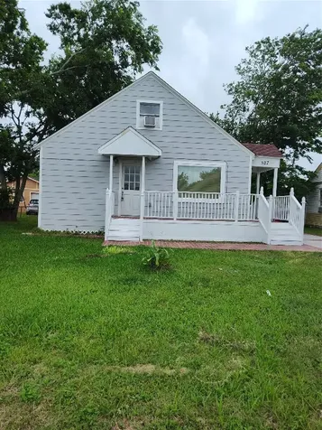 527 W 6th Street Freeport TX 77541