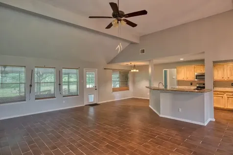 308 County Road 893b Angleton TX 77515