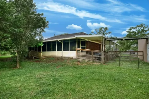 308 County Road 893b Angleton TX 77515