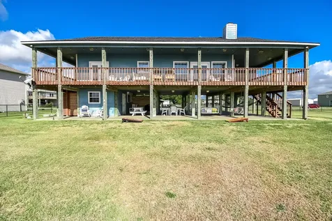 1504 W Bayshore Drive Palacios TX 77465