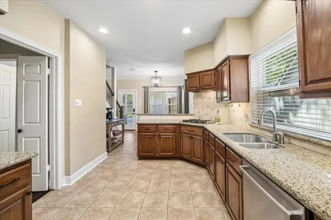 5127 Shady Maple Drive Kingwood TX 77339