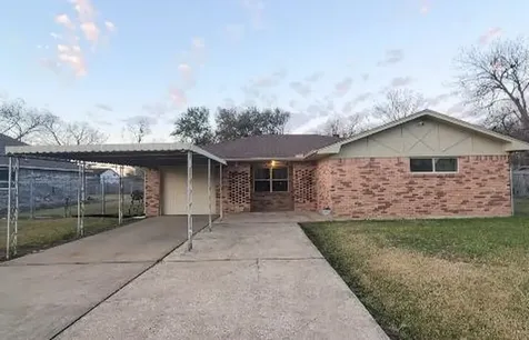 1307 Avenue I South Houston TX 77587