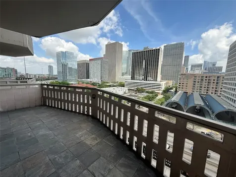 2016 Main Street 915 Houston TX 77002