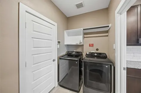 1239 Cascade Hills Drive Rosharon TX 77583