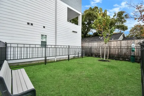 1905 Maury Street A Houston TX 77026