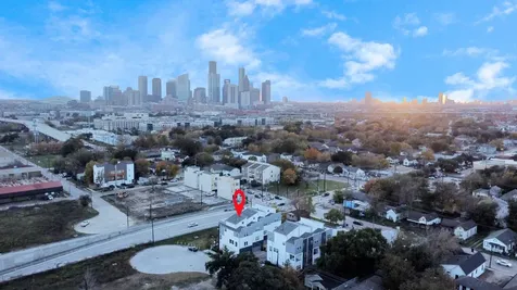 1905 Maury Street A Houston TX 77026