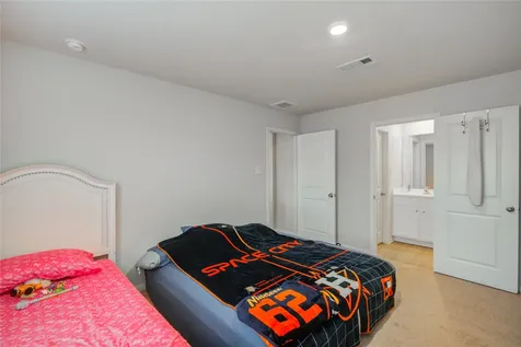 8007 Vanilla Orchid Drive Houston TX 77016