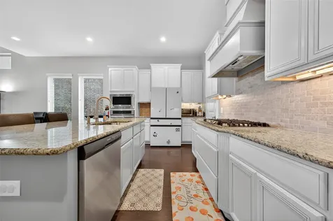 4947 Thunder Creek Lane Sugar Land TX 77479