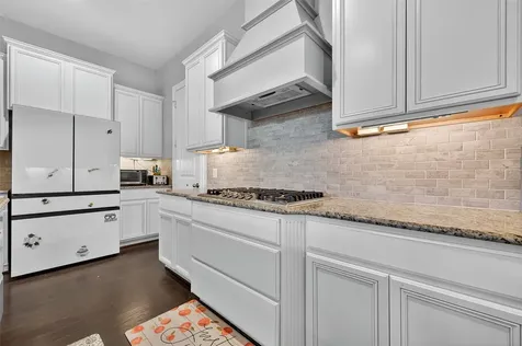 4947 Thunder Creek Lane Sugar Land TX 77479