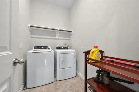 4947 Thunder Creek Lane Sugar Land TX 77479