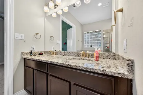 4947 Thunder Creek Lane Sugar Land TX 77479