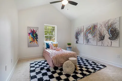290 Apple Valley Drive Panorama Village TX 77304