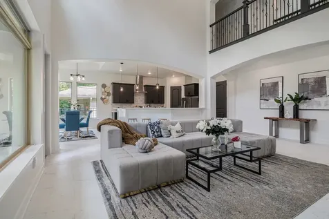 290 Apple Valley Drive Panorama Village TX 77304
