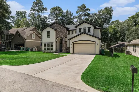 290 Apple Valley Drive Panorama Village TX 77304