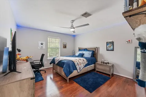 4318 Raintree Ct Court Pasadena TX 77505