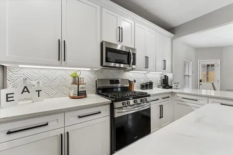 4318 Raintree Ct Court Pasadena TX 77505