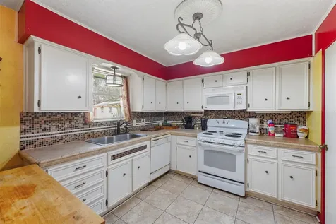 501 Woodridge Drive Conroe TX 77306