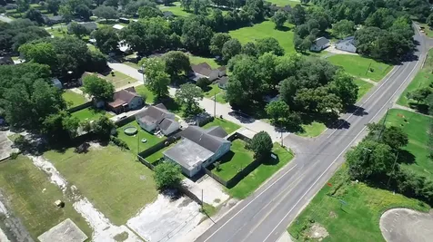 3001 Lincoln Street Liberty TX 77575