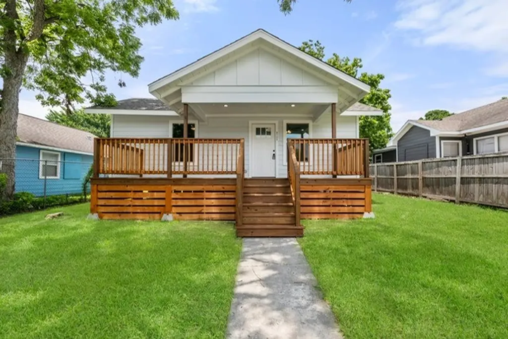 3106 Michigan Street Baytown TX 77520