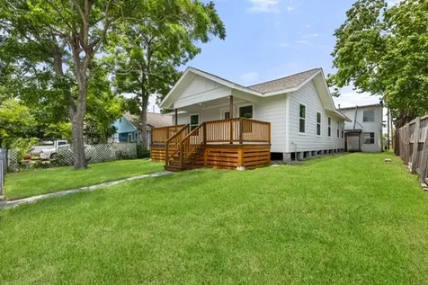 3106 Michigan Street Baytown TX 77520