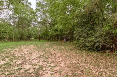 277 Broadmoor Drive Huntsville TX 77340