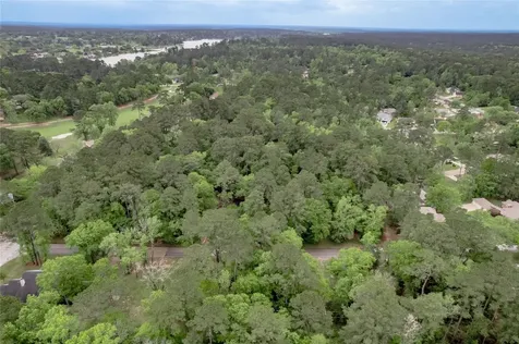 277 Broadmoor Drive Huntsville TX 77340