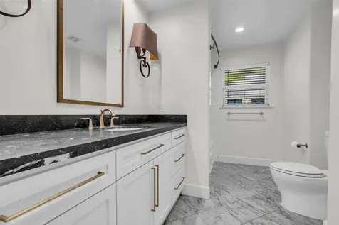 4715 Braesvalley Drive Houston TX 77096