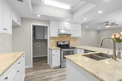 161 Litchfield Lane Houston TX 77024