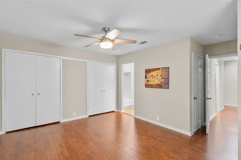 161 Litchfield Lane Houston TX 77024