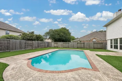 2311 Glendavon Lane Katy TX 77450