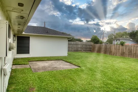 16419 Lost Quail Drive Houston TX 77489